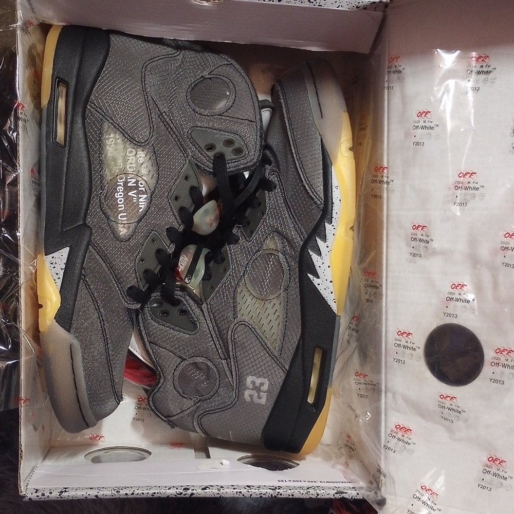 Nike Jordan 5 Retro SP x Off-White Mid Muslin